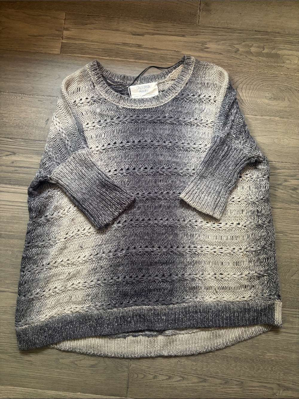 California Moonrise | Ombré Lightweight Oversized Knit Sweater Size Small - Picture 1 of 11